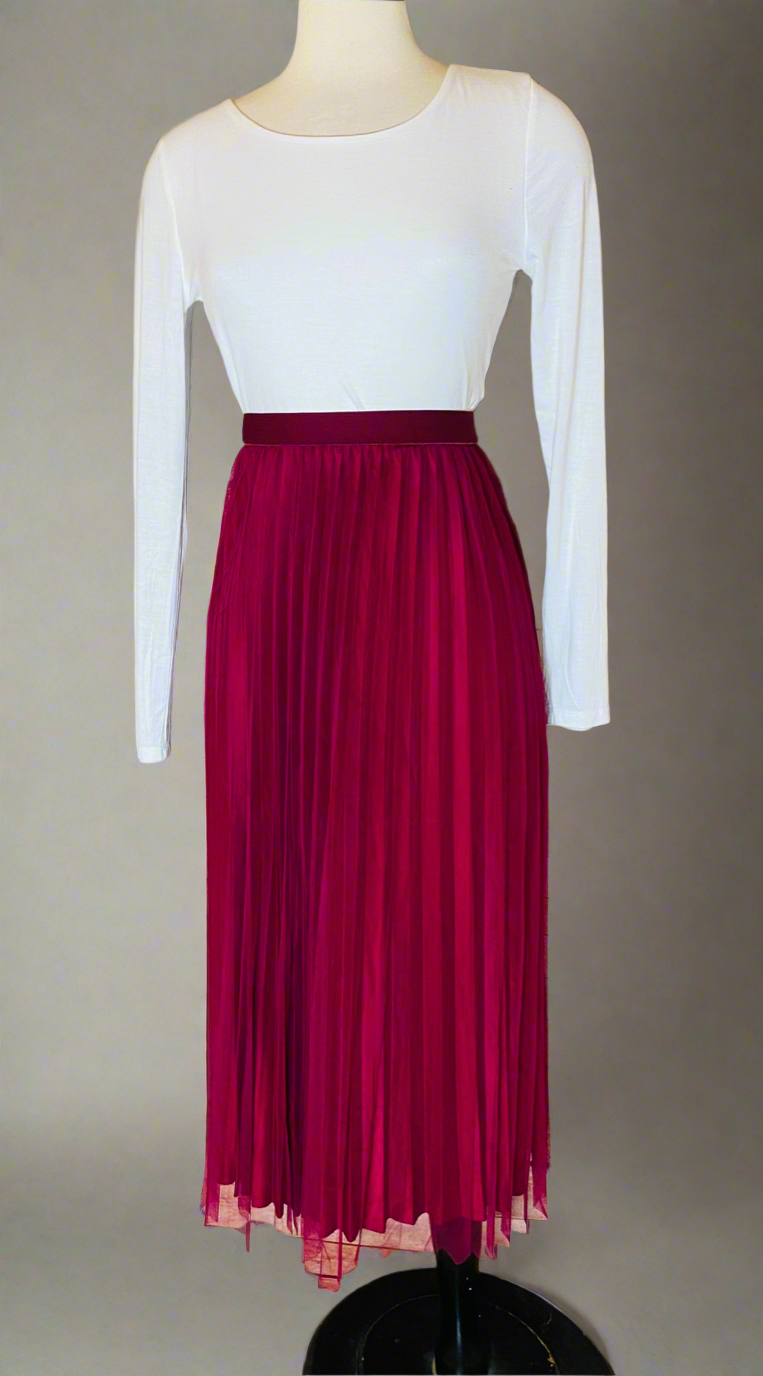 Cherry Lace Pleated Skirt