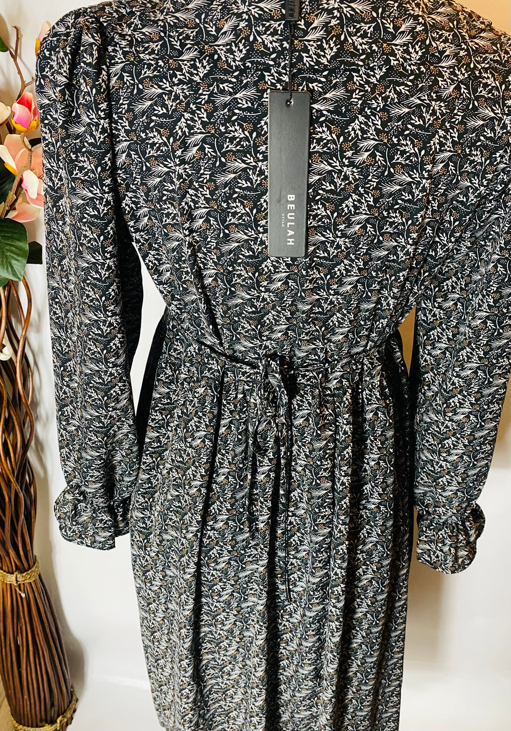 Viviana Black Floral Midi Dress