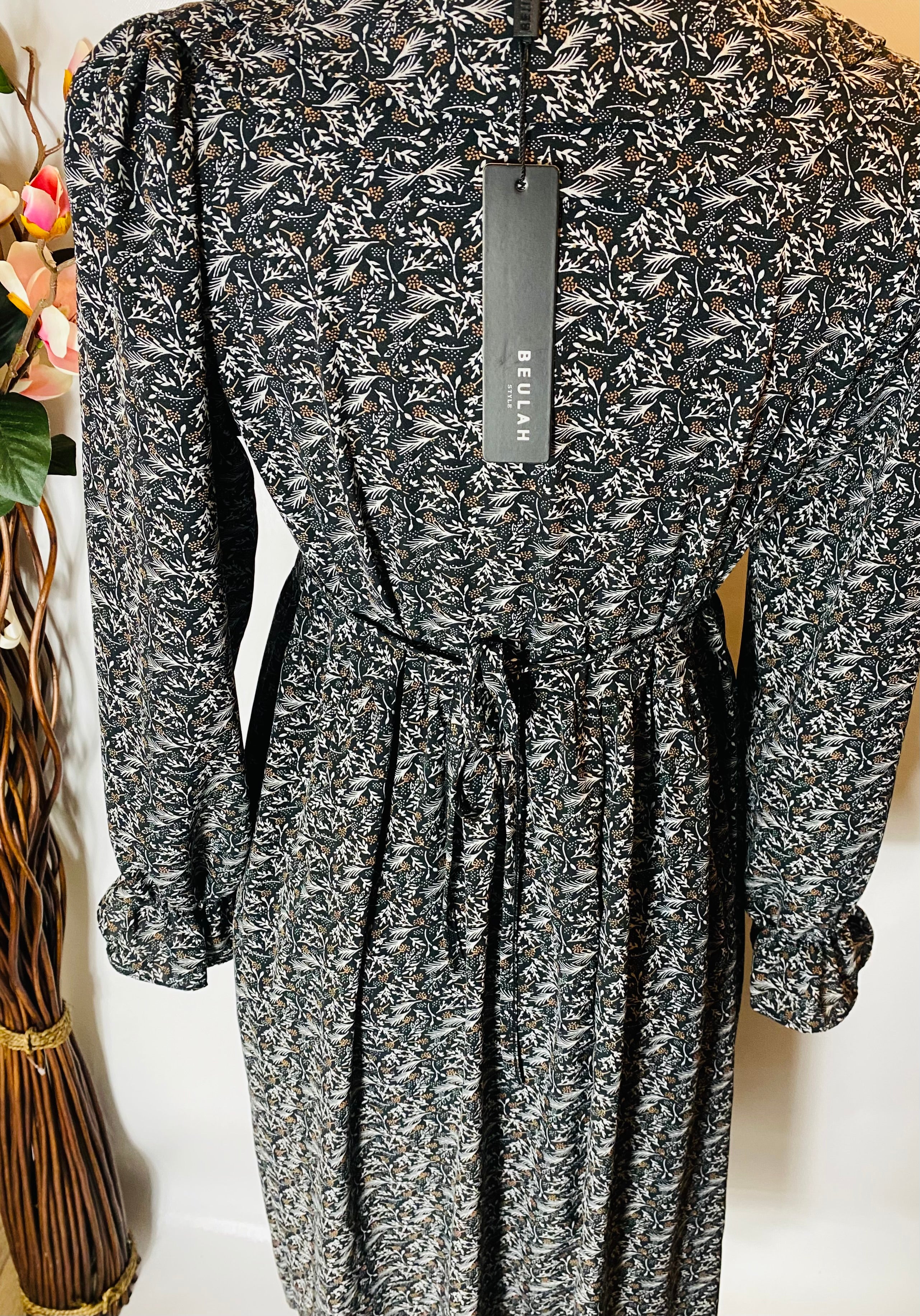 Viviana Black Floral Midi Dress