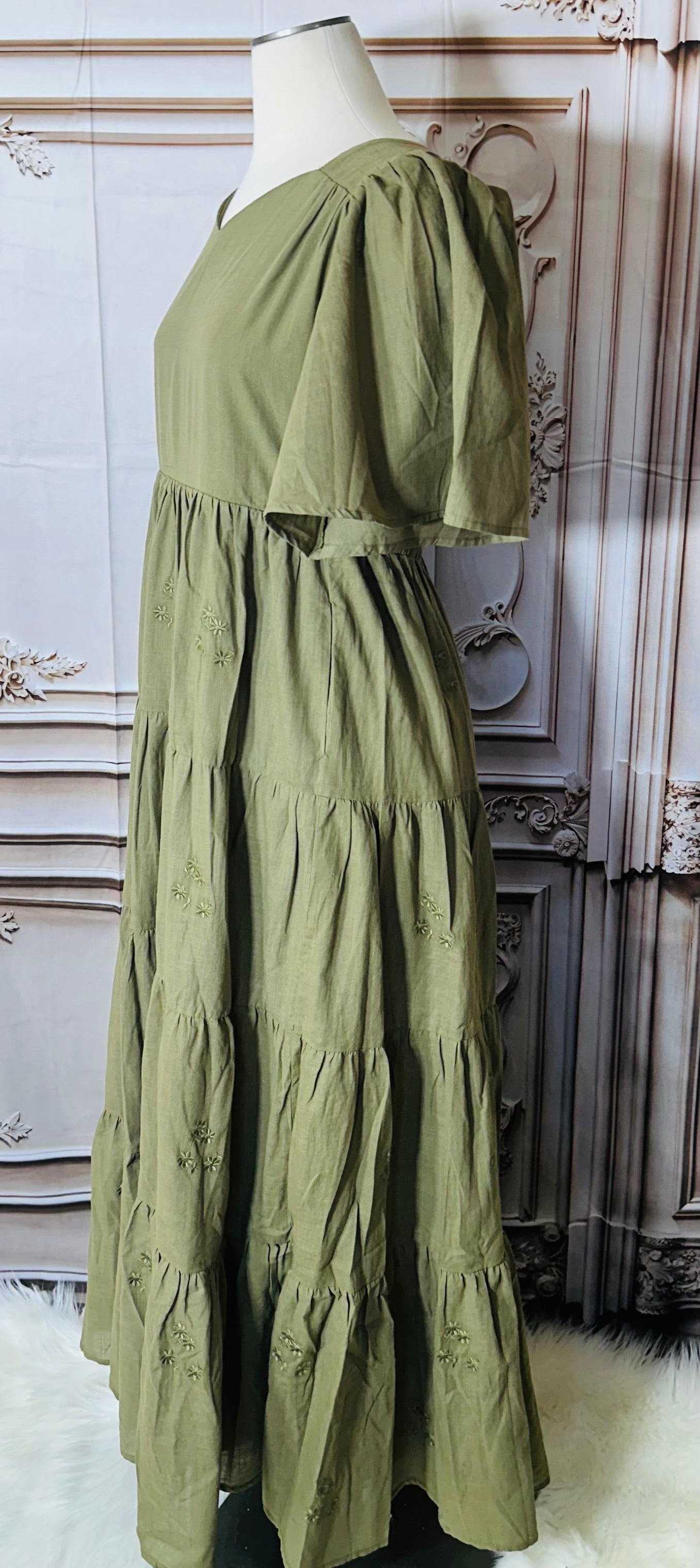 Olive embroidery maxi dress